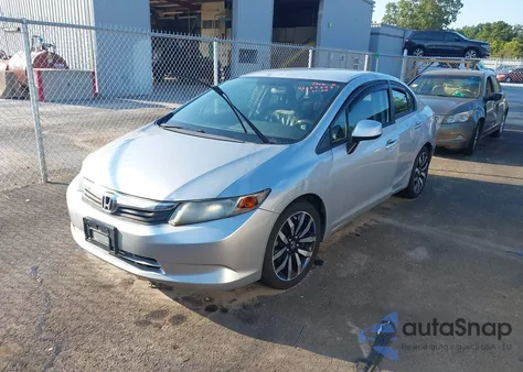 2012 Honda Civic Lx z USA, uszkodzony, nr VIN 19XFB2F54CE328228